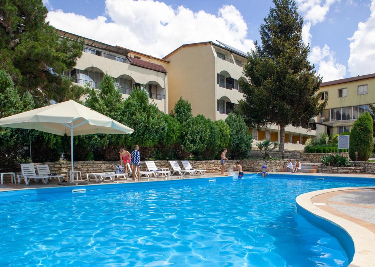 Hotel Naslada Baltschik Exterior foto